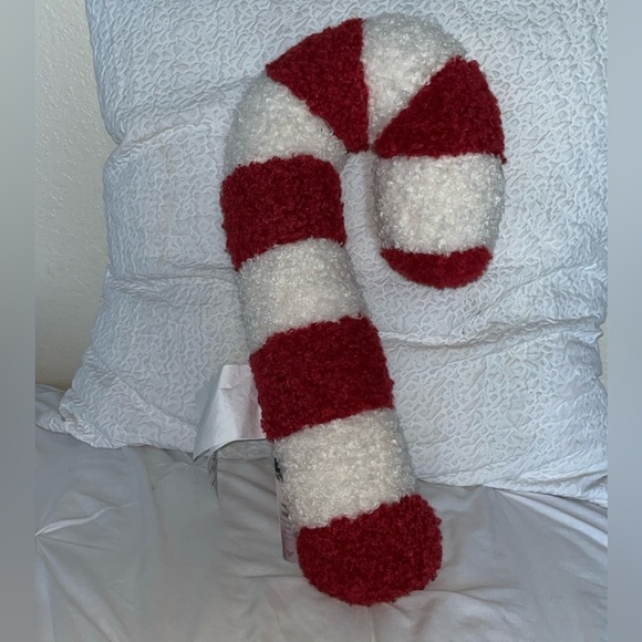 NWT Kirkland’s Home Decor Christmas Collection Candy Cane Pillow - Picture 1 of 4